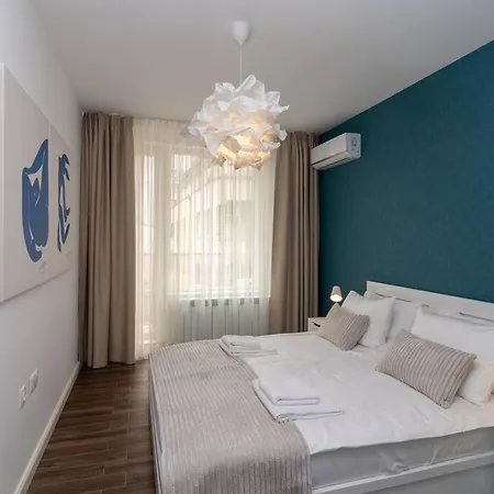Apartment Central